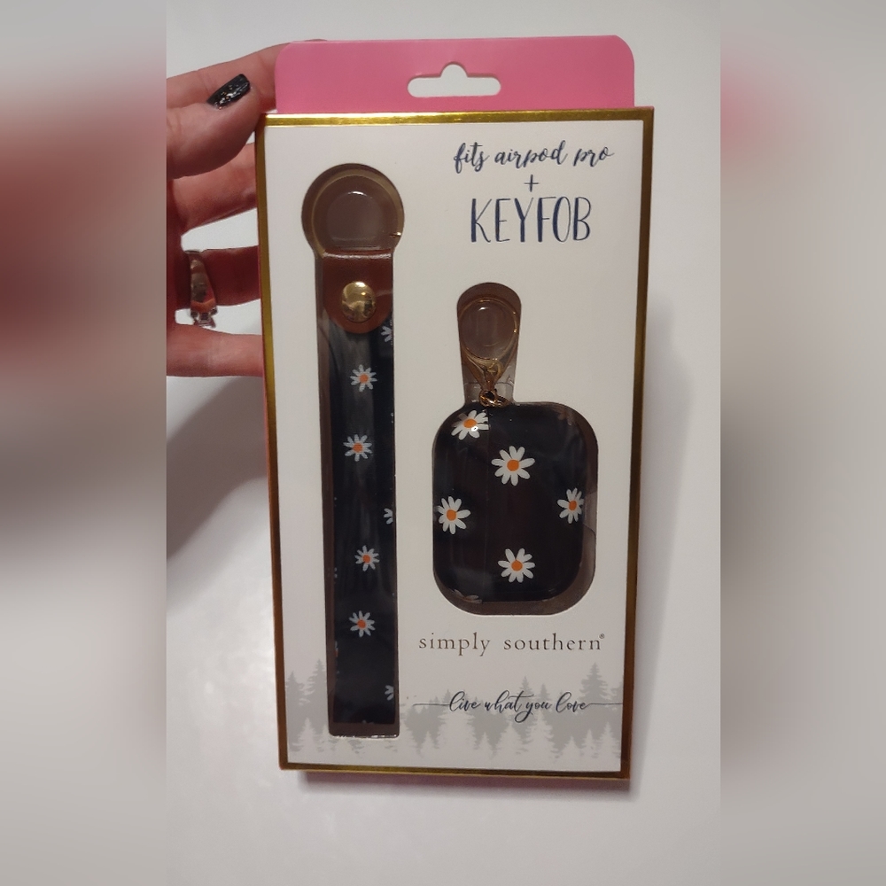 Simply Southern Airpod Pro holder and keychain